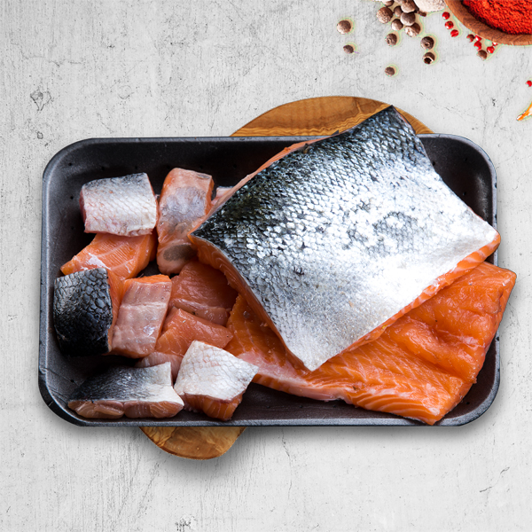 Salmon Norway - Cleaned Fillet Cube Medium With Skin (Aprox 1 kg/1 kg)